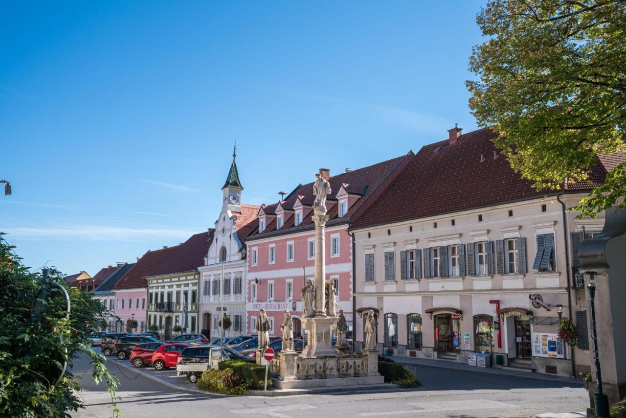 Hotel Restaurant Zum Schwan Schwanberg Dış mekan fotoğraf