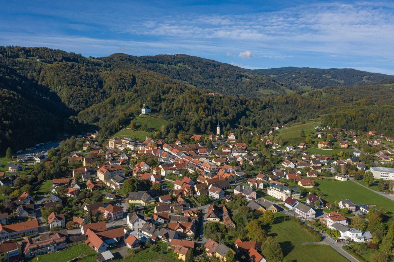 Hotel Restaurant Zum Schwan Schwanberg Dış mekan fotoğraf