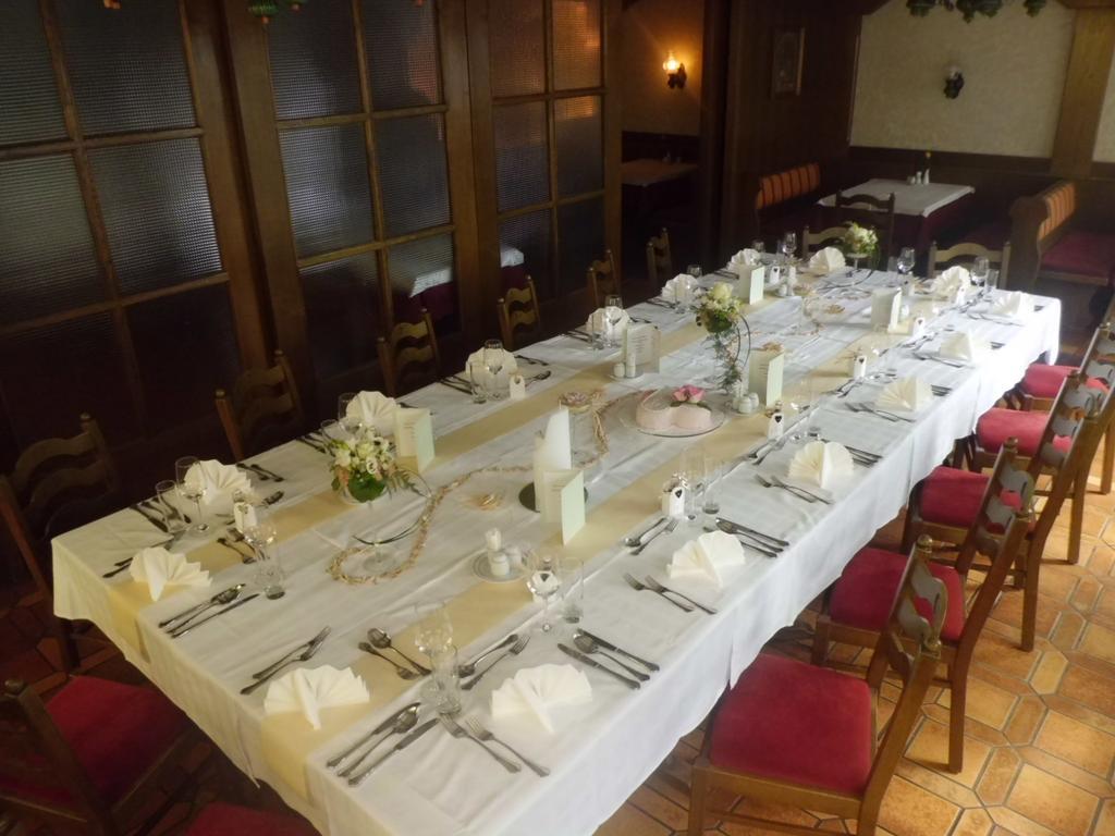 Hotel Restaurant Zum Schwan Schwanberg Dış mekan fotoğraf